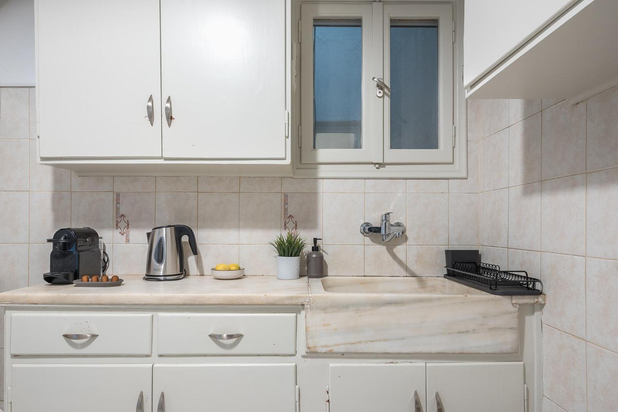 Spacious 2Bds Apt With Acropolis View In Center Athen Eksteriør bilde