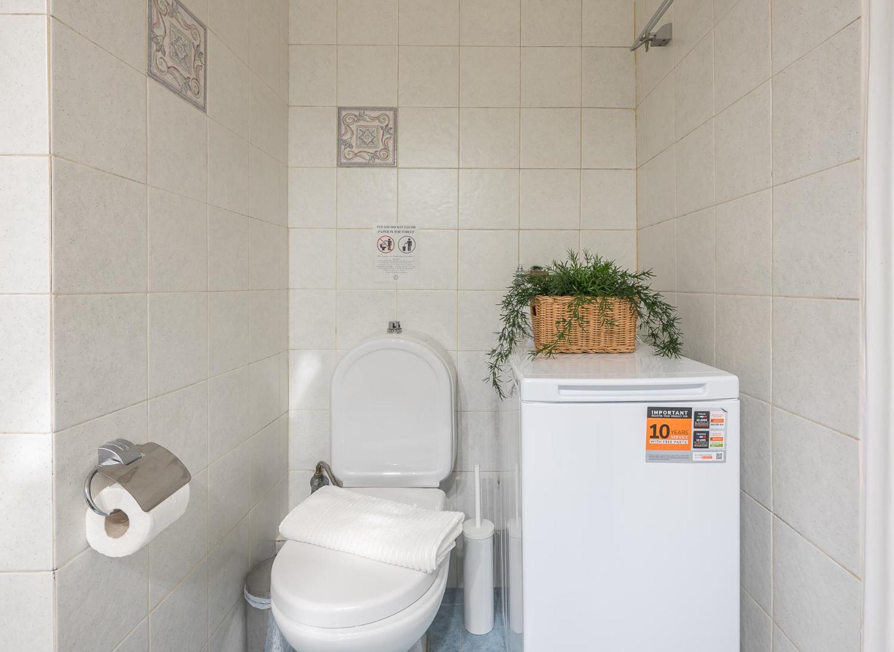 Spacious 2Bds Apt With Acropolis View In Center Athen Eksteriør bilde