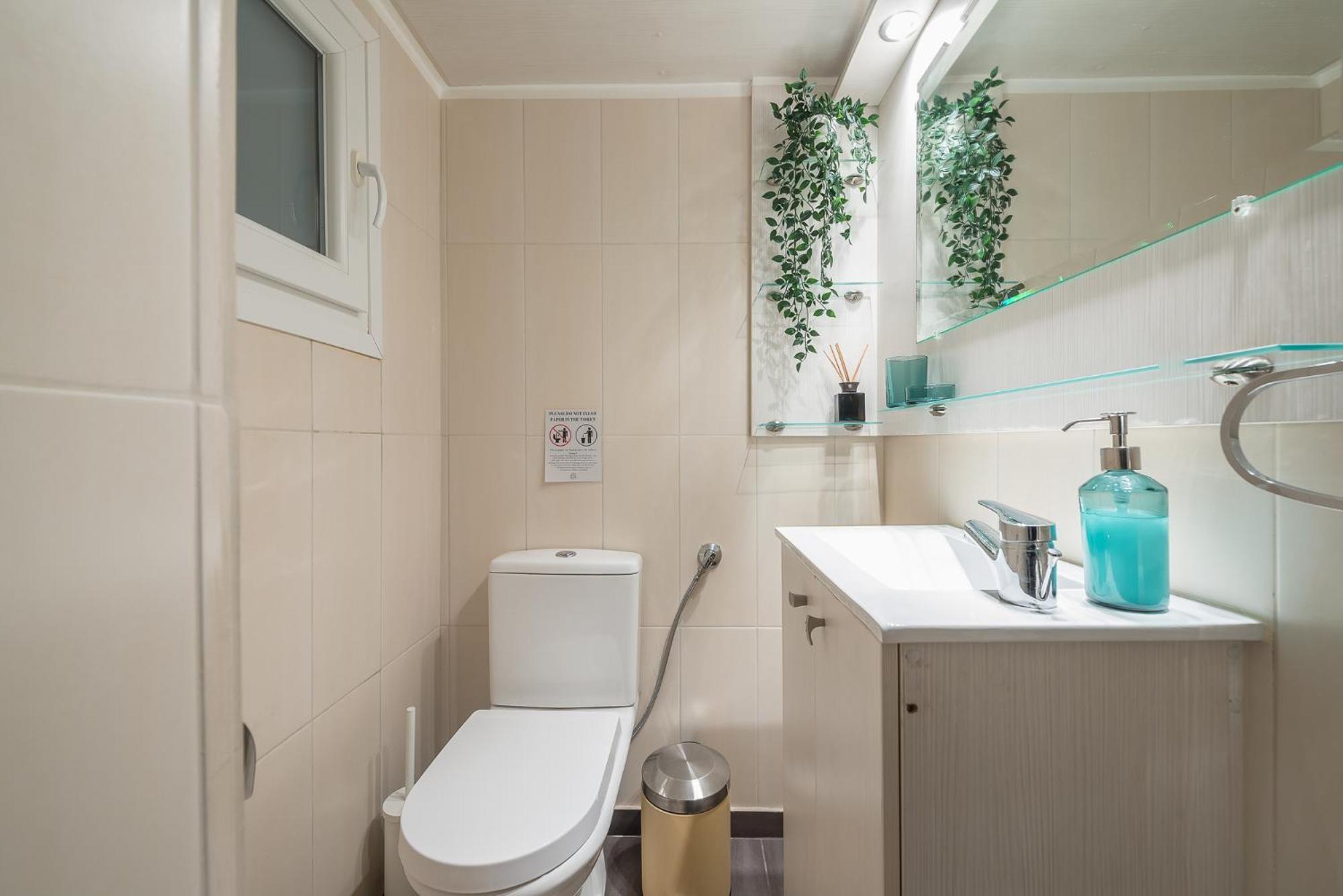 Spacious 2Bds Apt With Acropolis View In Center Athen Eksteriør bilde